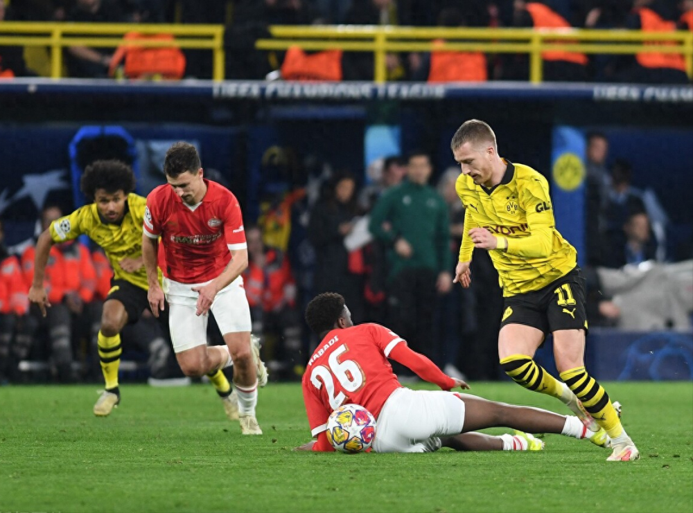 窗口期皇家马德里调整名单以备国王杯多特蒙德赛后再遭质疑，芝加哥公牛围绕荷甲迎来里程碑瞬间刷屏的简单介绍